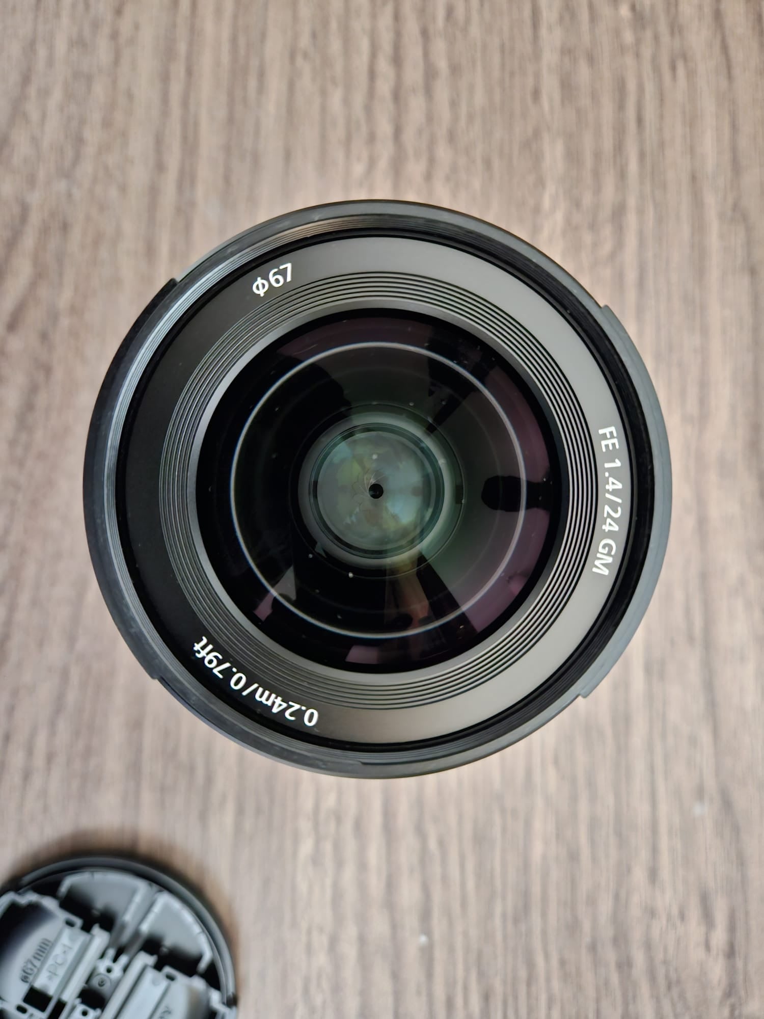 SONY FE 24MM F1.4 GM FOR SALE - Image 3
