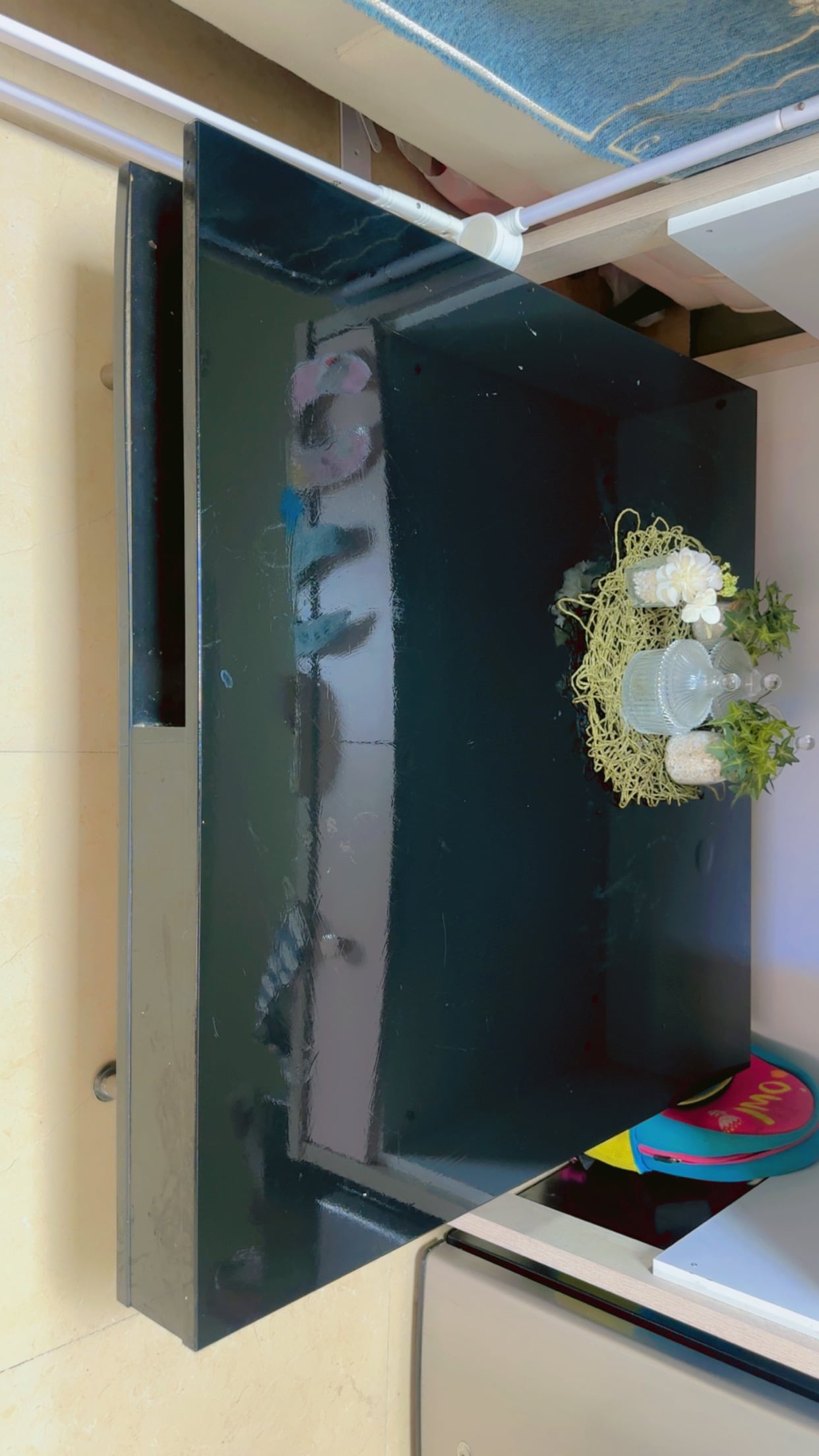 Center table  - Image 2