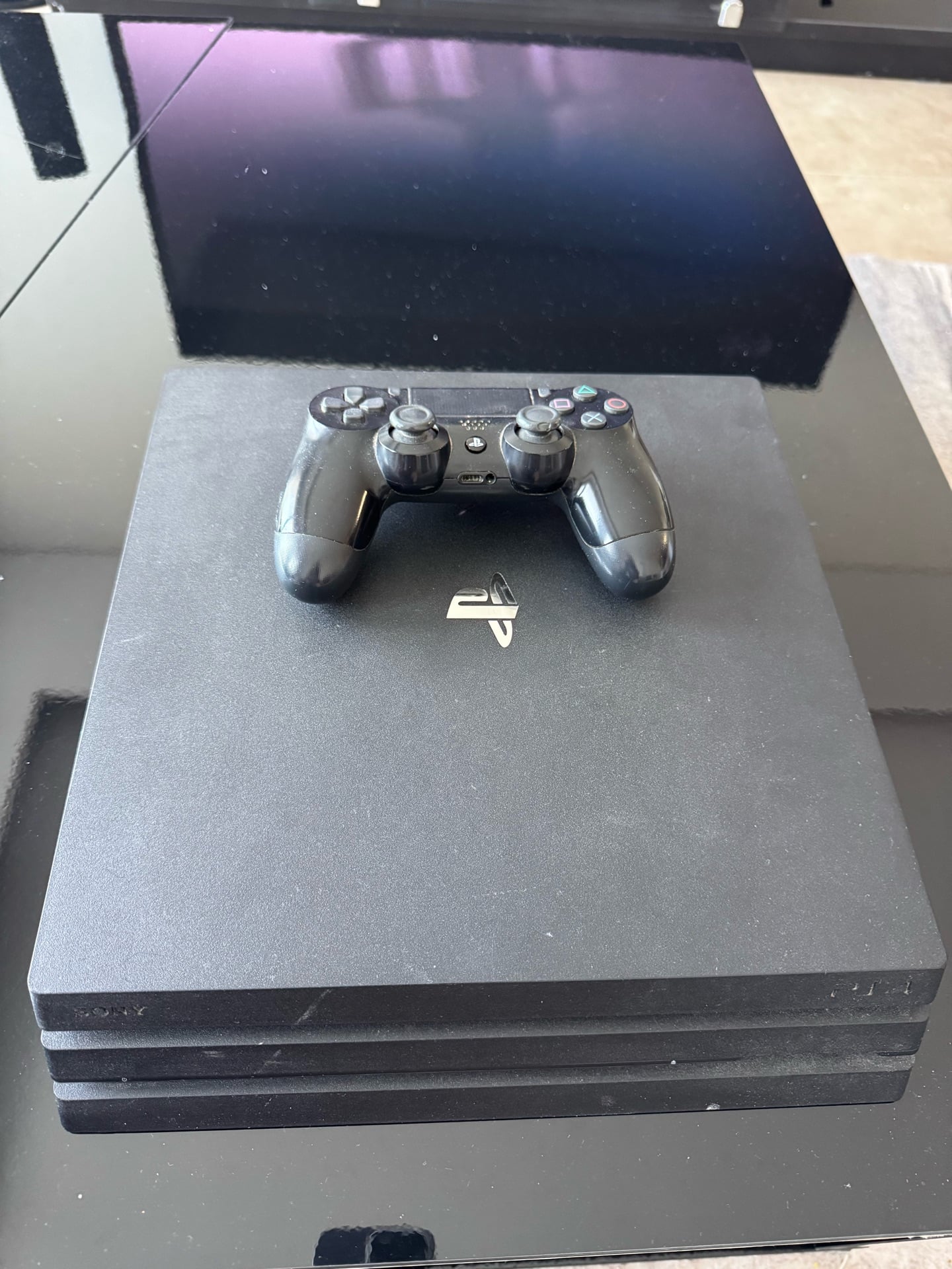 Play station 4 - Image 4