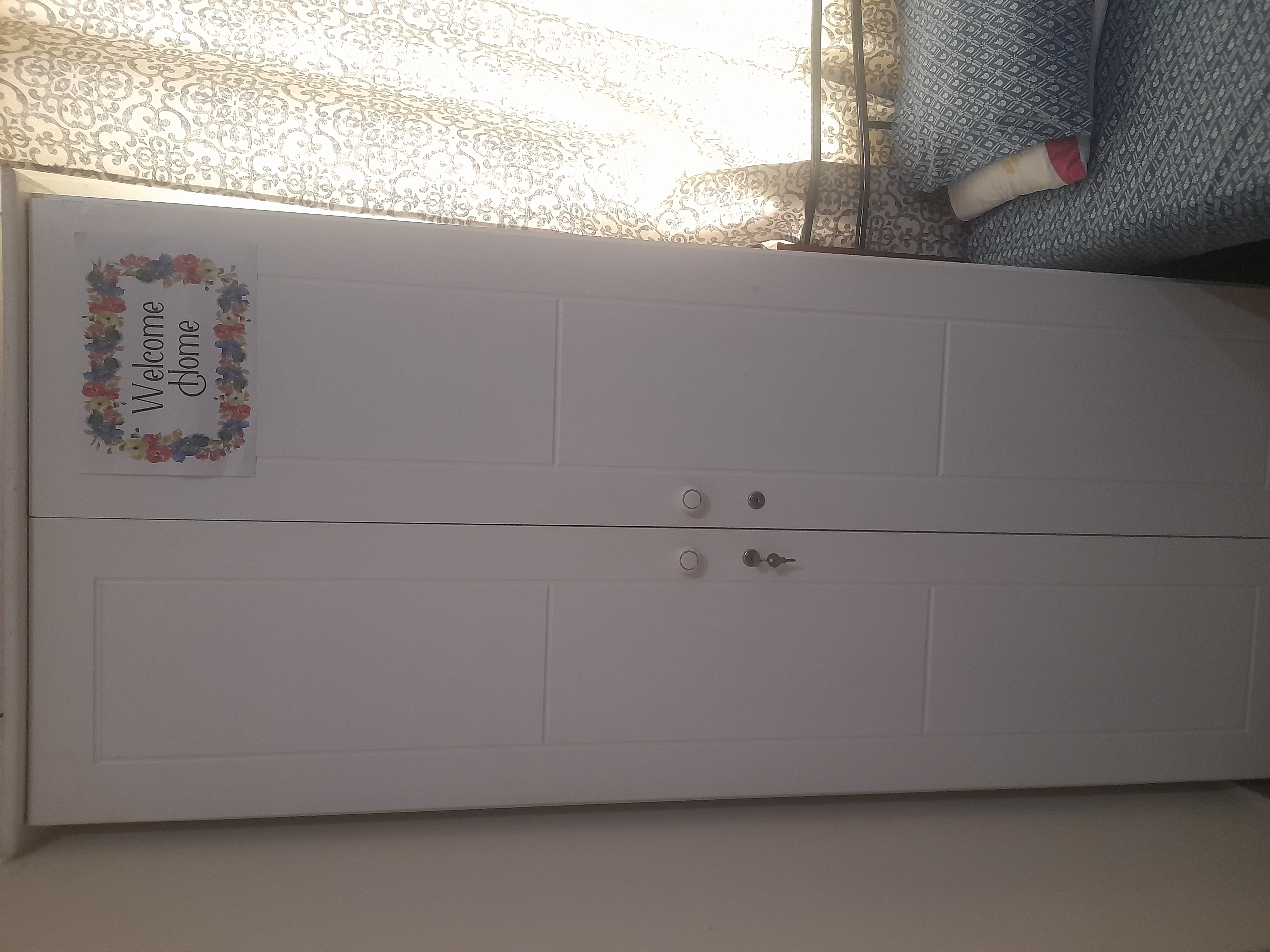 Cupboard white color - Image 1