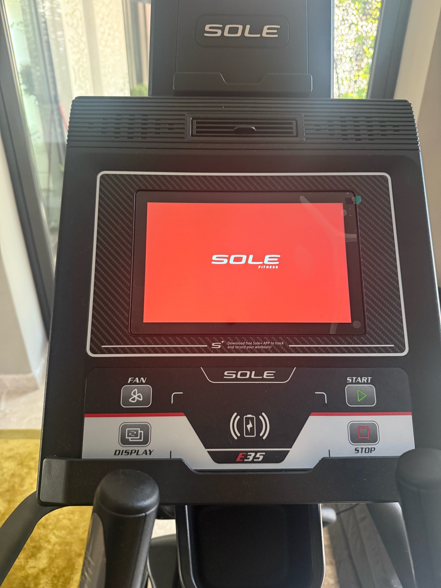 💪 Sole Fitness E35 ENT — جهاز إليبتيكال احترافي - Image 3