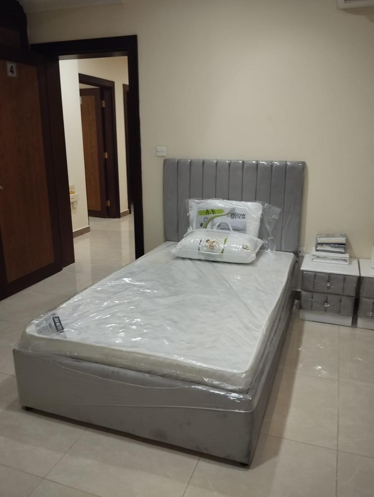 New box bed and medical mattress. - Image 3