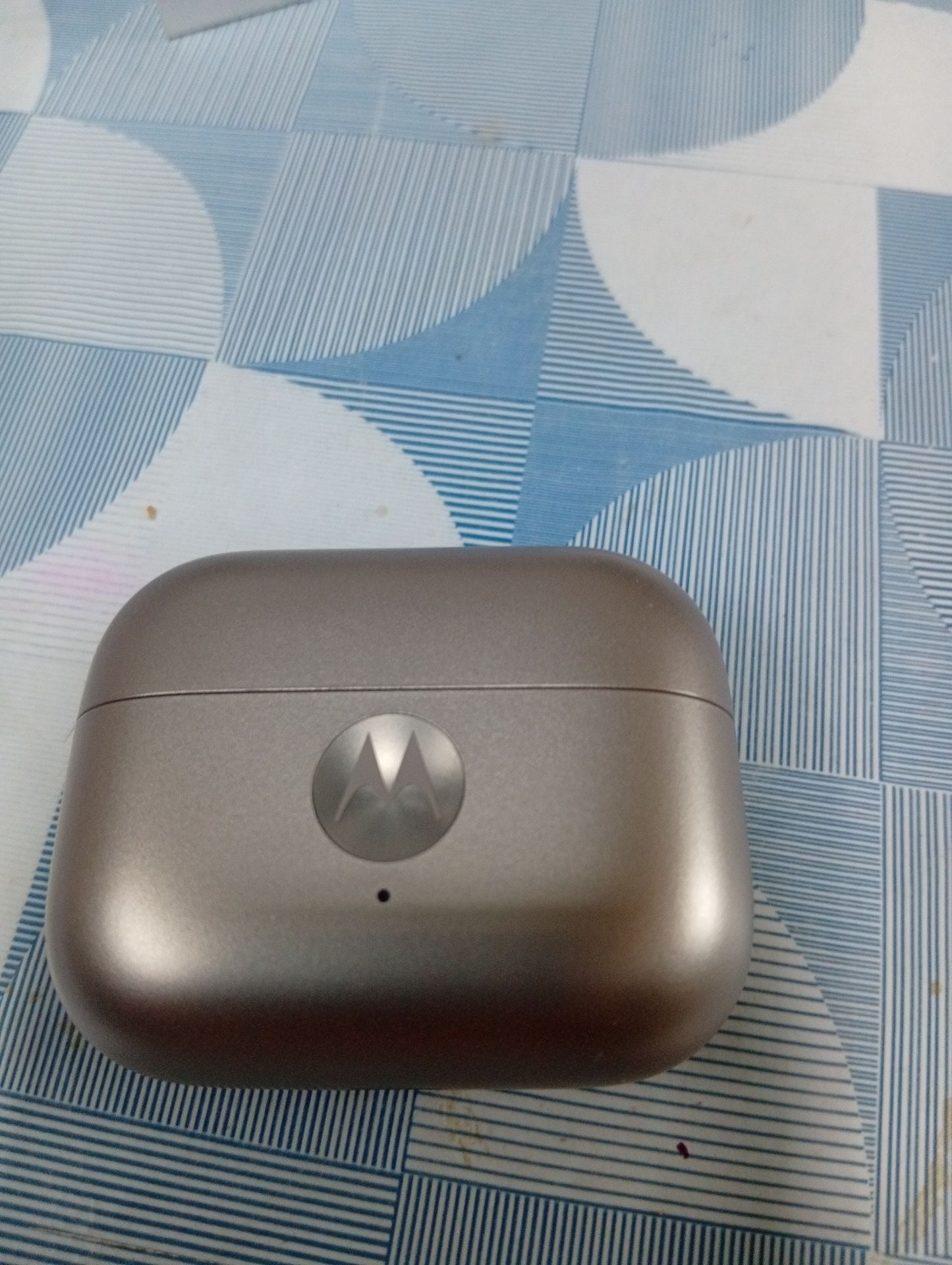 Bose loop air buds  - Image 3