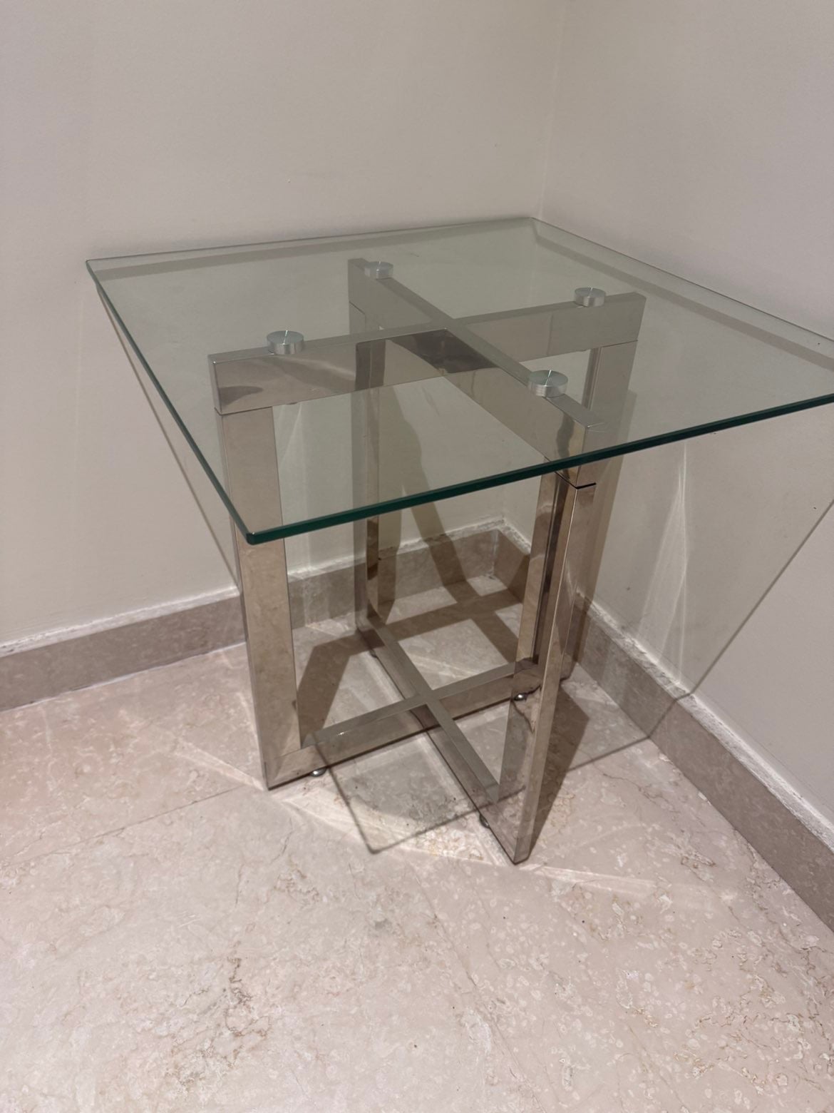 Side glass table - Image 1