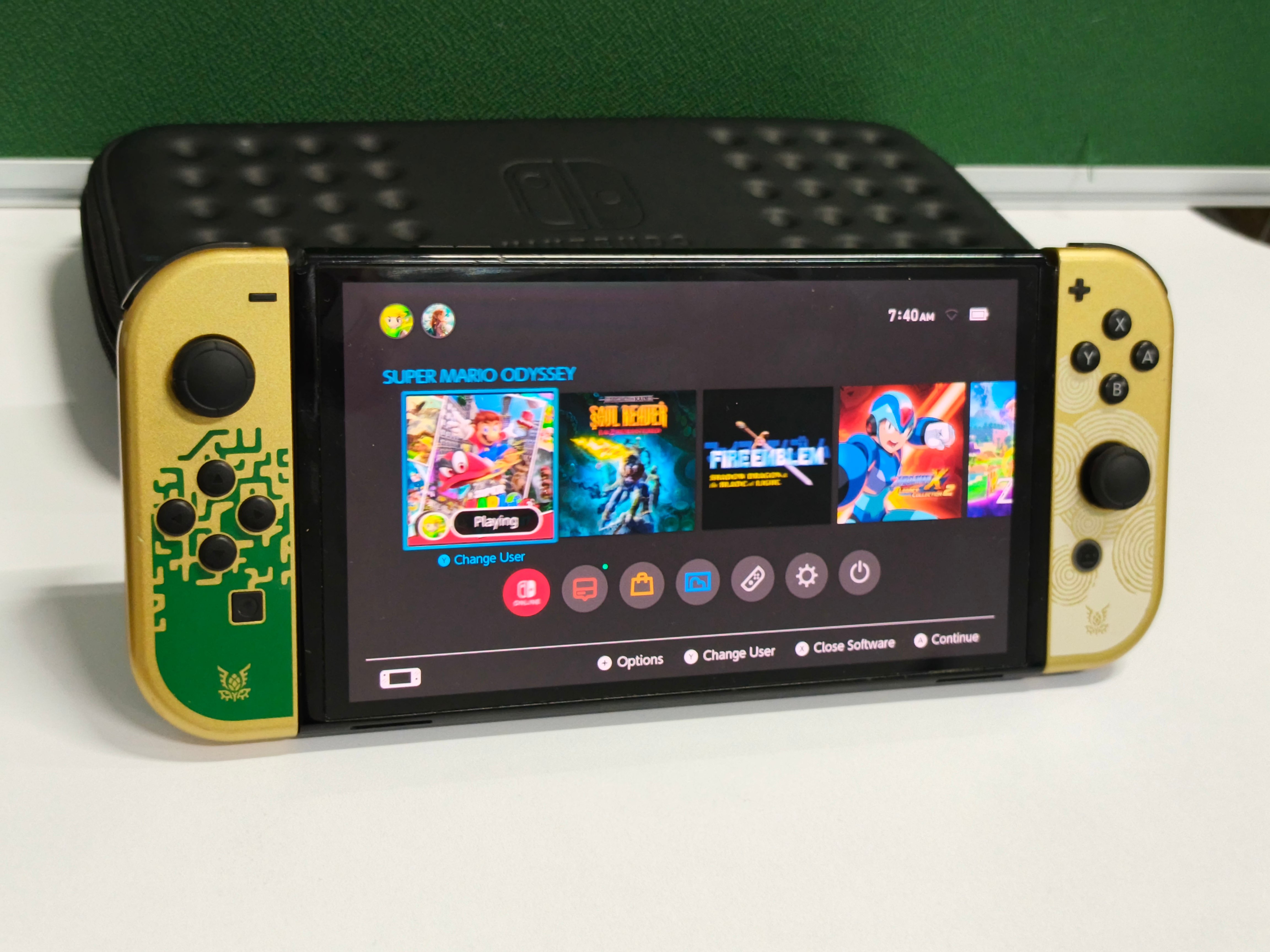 Nintendo Switch Oled ( Special edition ) + 8 premium games  - Image 3