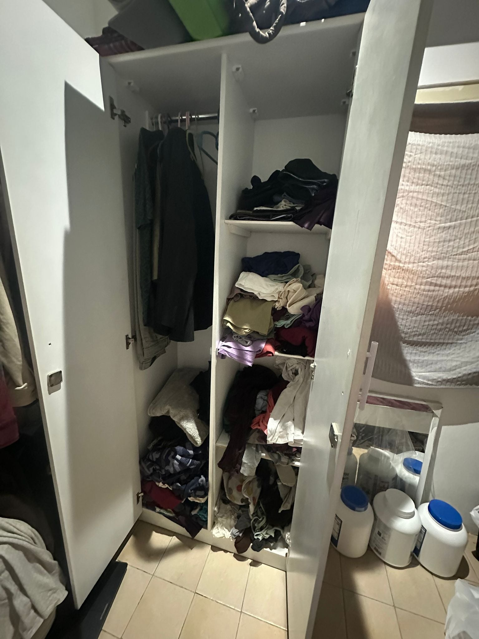 White cupboard - Image 3