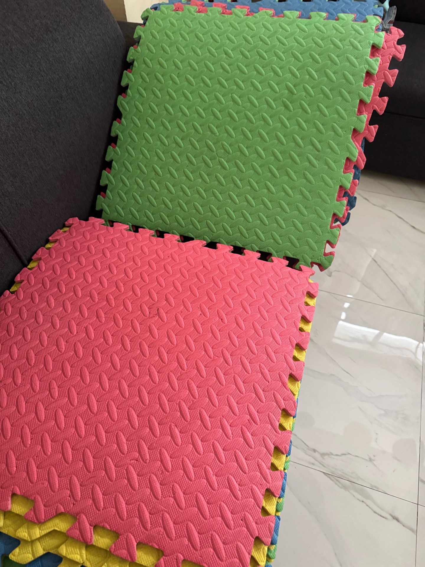 Play Mate  - Image 3