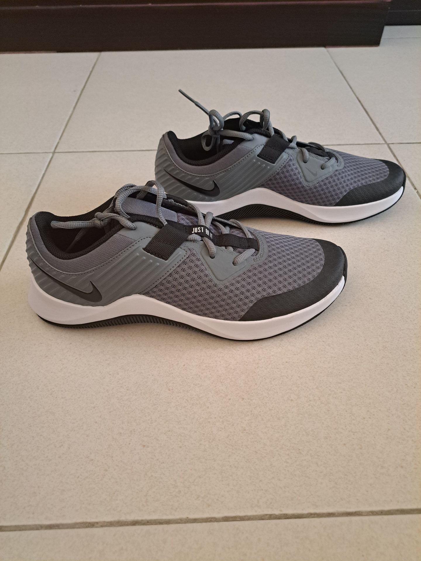 Nike MC Trainer - Coal - Image 1
