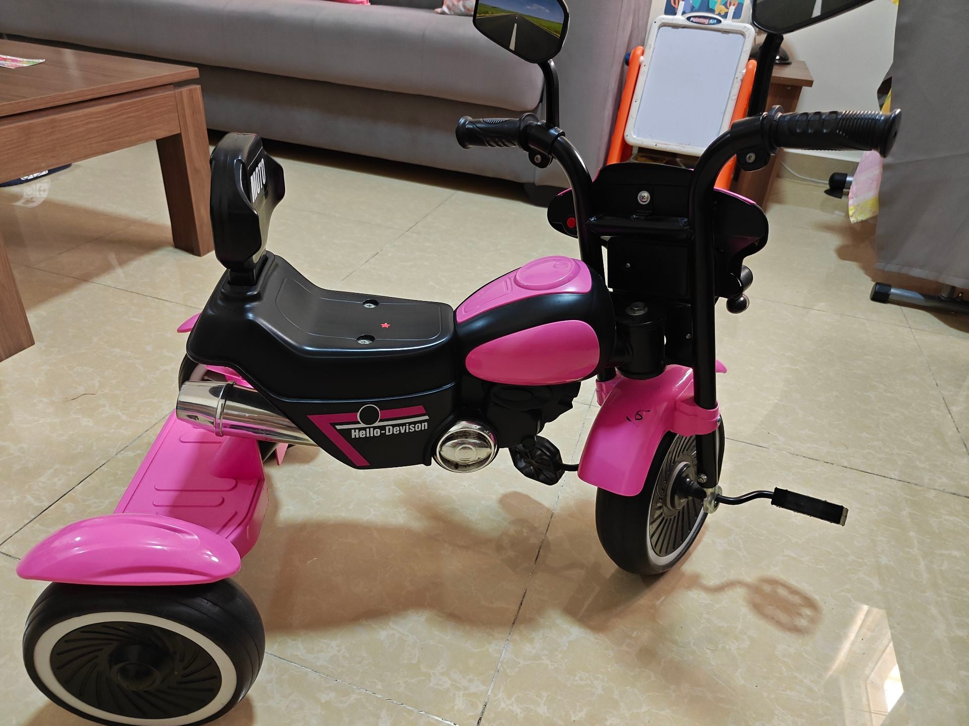 Kids tricycle  - Image 3
