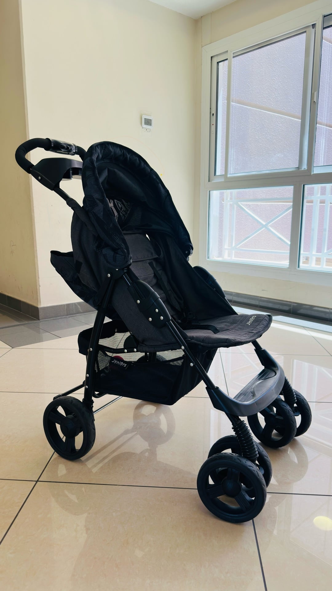 Juniors brand baby stroller - Image 7