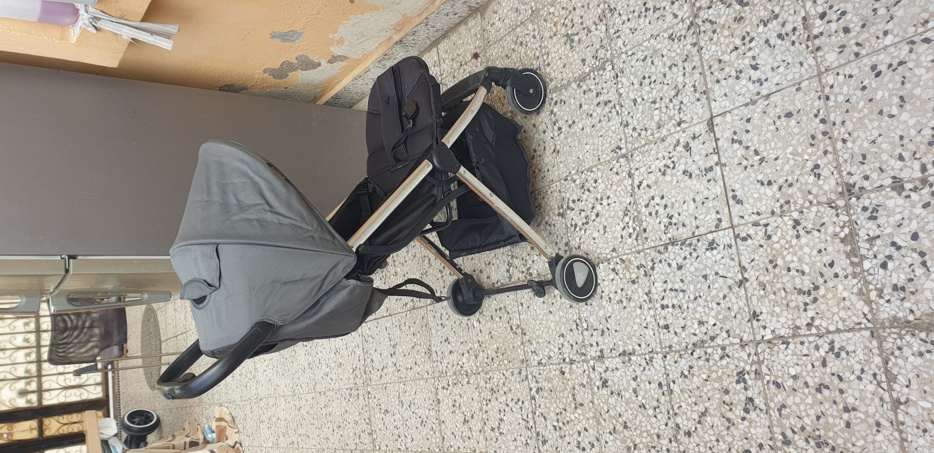 Stroller giggles - Image 6
