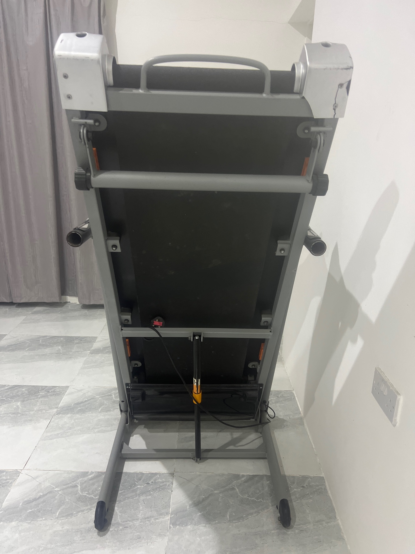 Euro fitness Run-Energy 8012L Treadmill(need to repair) - Image 4
