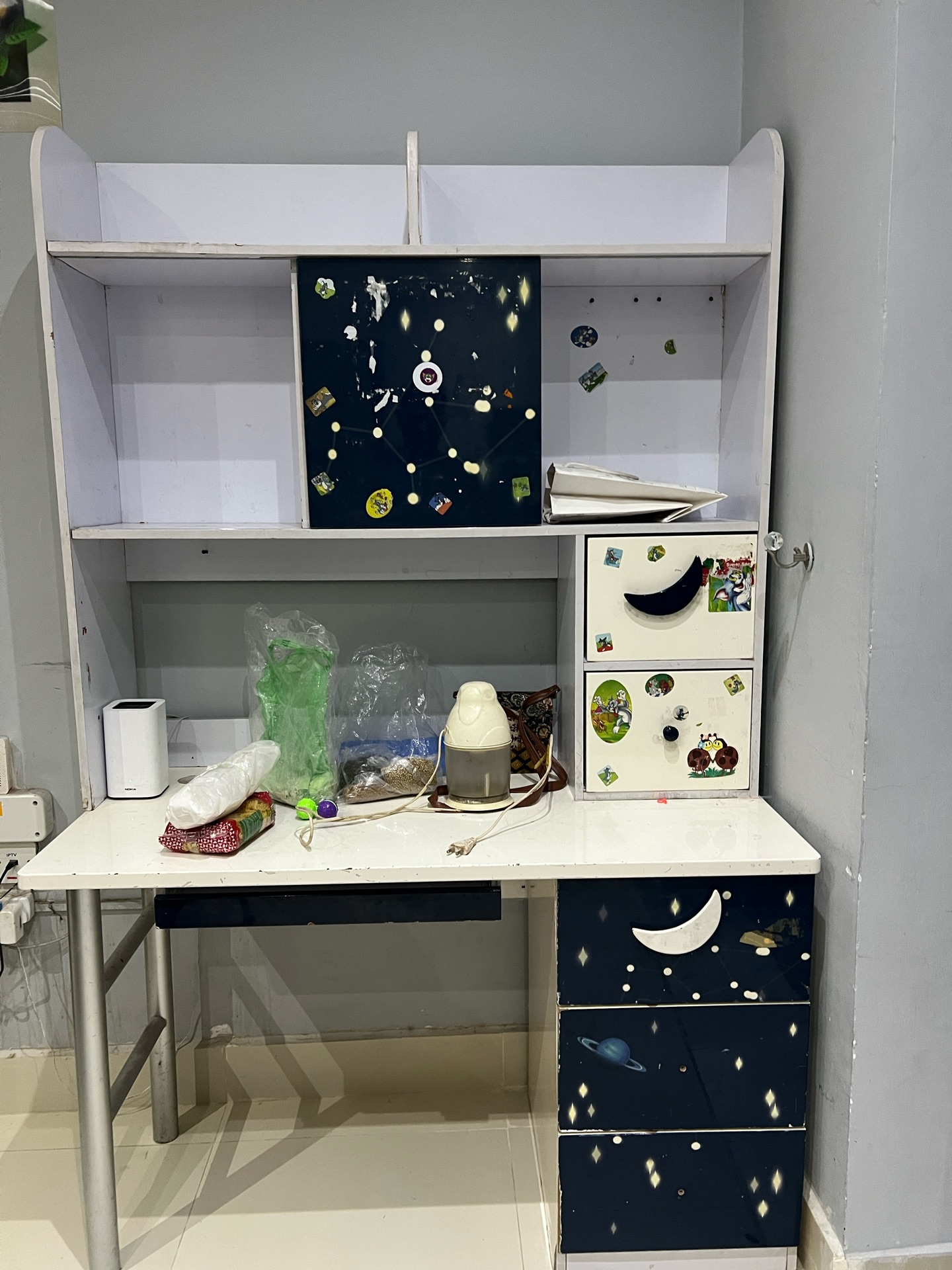 STUDY AND DRESSING TABLE - Image 3