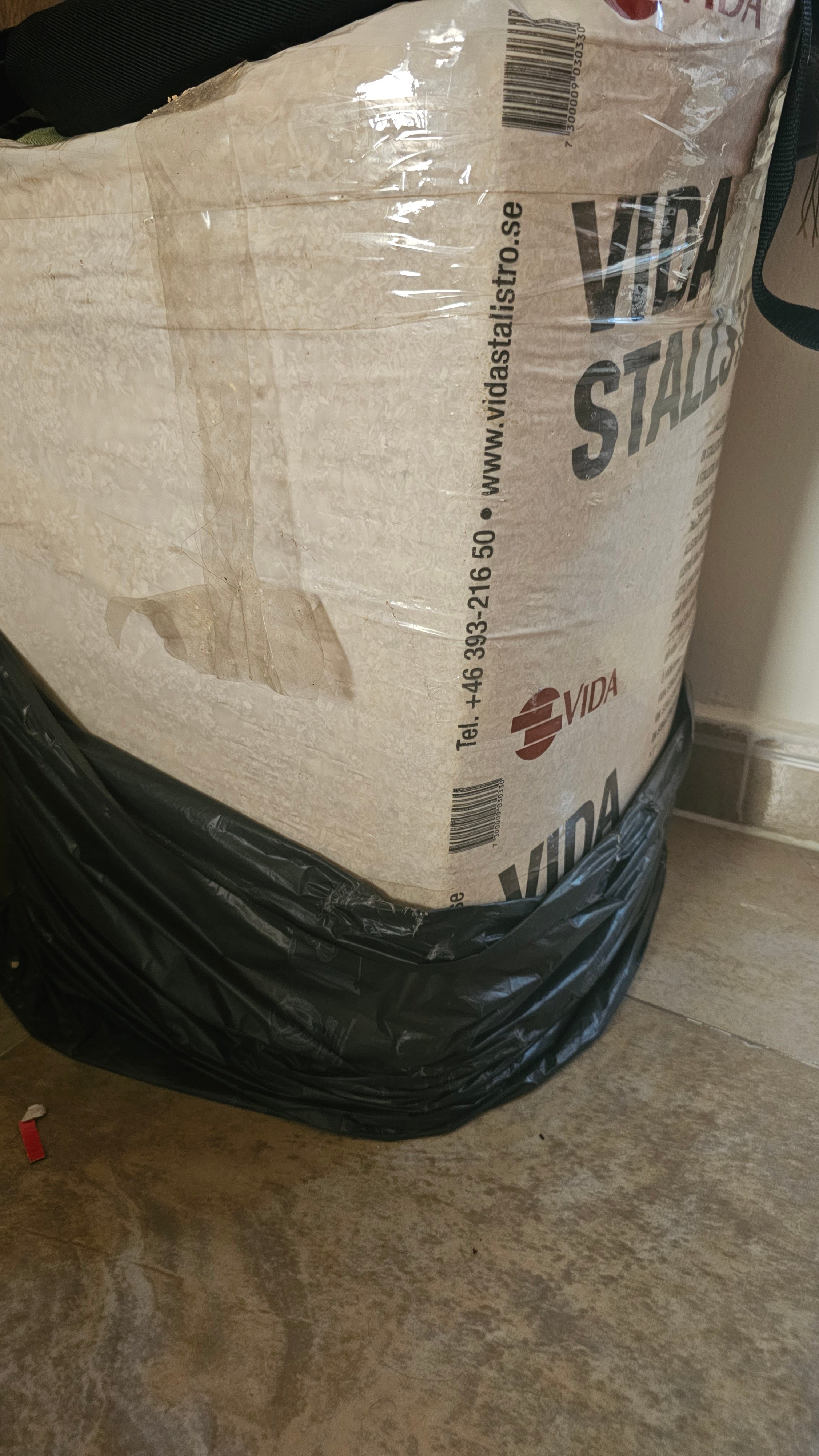 For Sale: Massive Bulk Bag of Hamster/Pet Bedding - Image 2