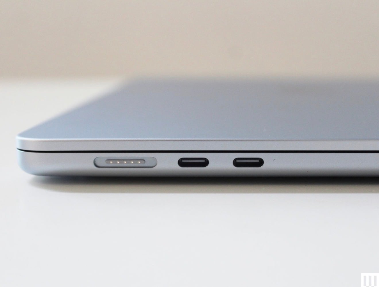 Mac Apple M4 15 Inch Laptop 2025 - Image 3
