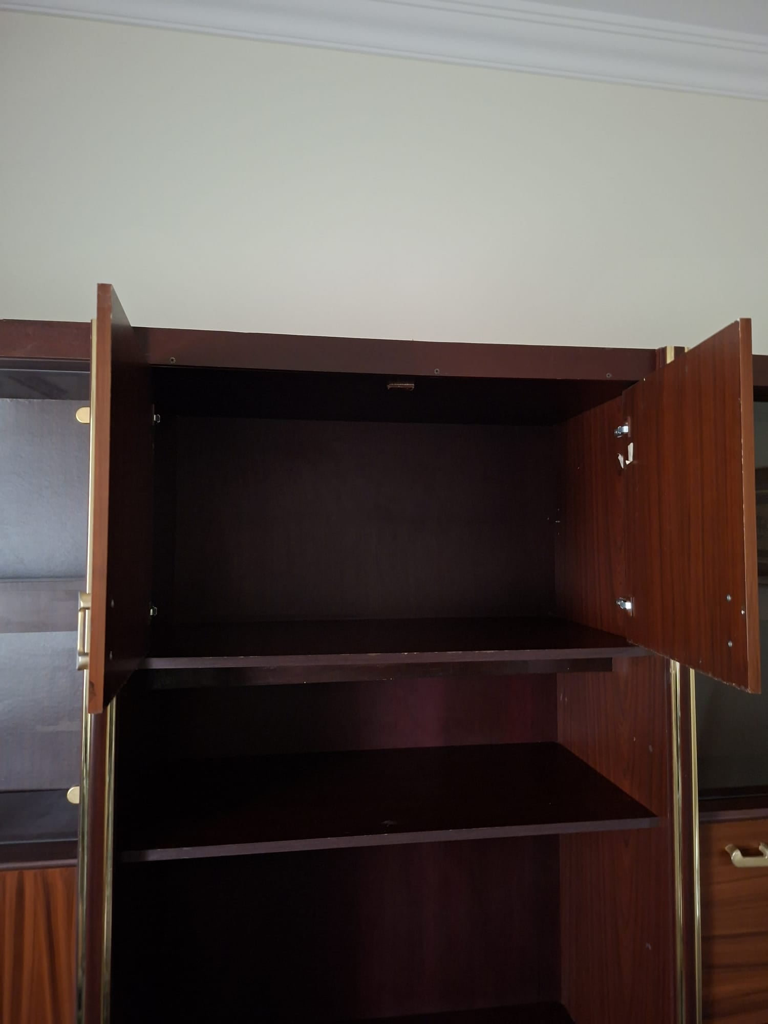 Tv Set With Book Shelves and storage - Image 4