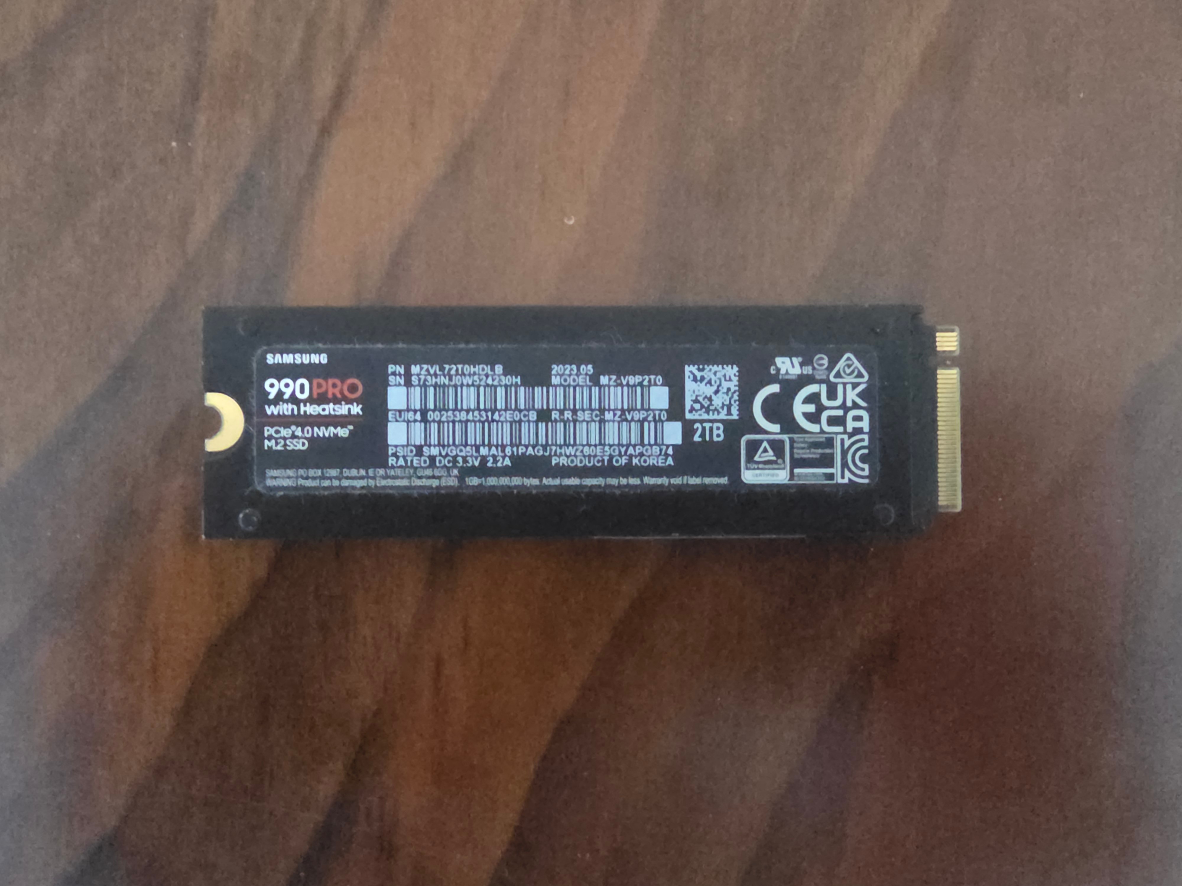 SAMSUNG 990 Pro 2TB Heatsink Like-New. PS5 Compatible. - Image 3