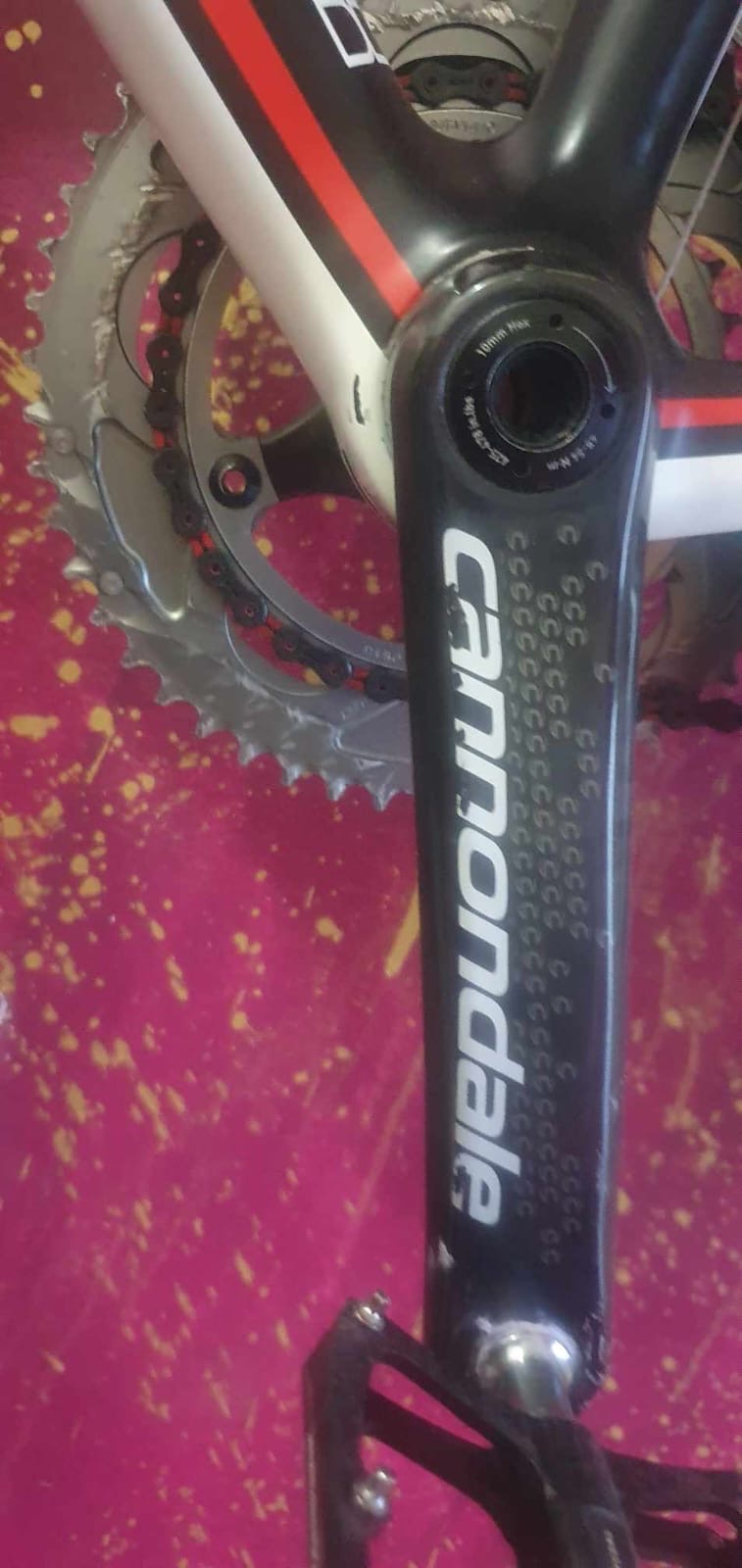 Good condition road cycling, This is full carbon - Image 5