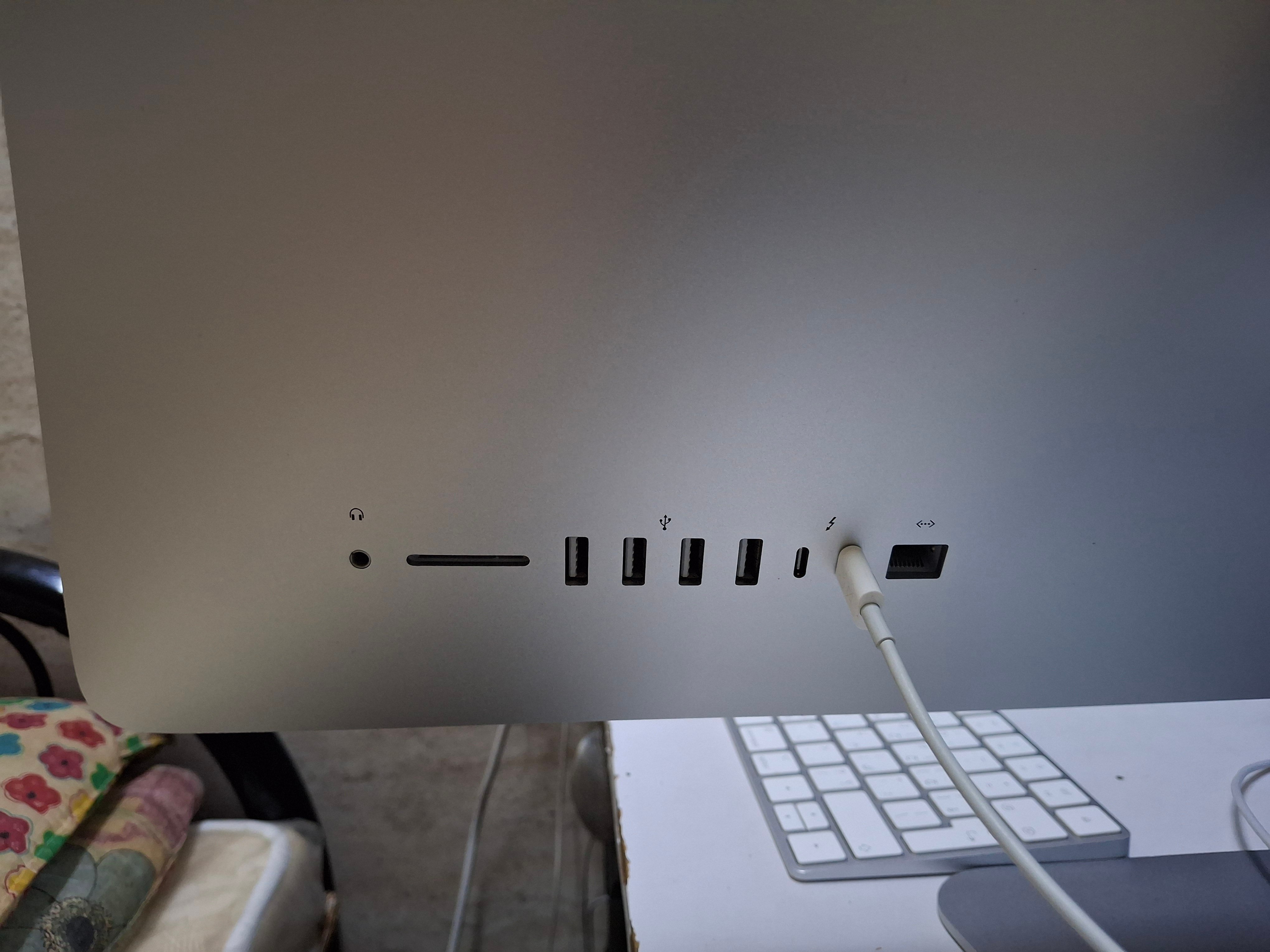 APPLE iMac 27 INCH 2017 TWO TB SSD 32 GB RAM DDR4 2667 Mhz - Image 4