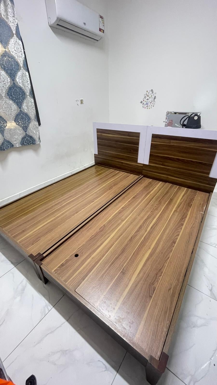 Moving sale, Single bed (2) each 210 Qr excellent condition  - Image 4