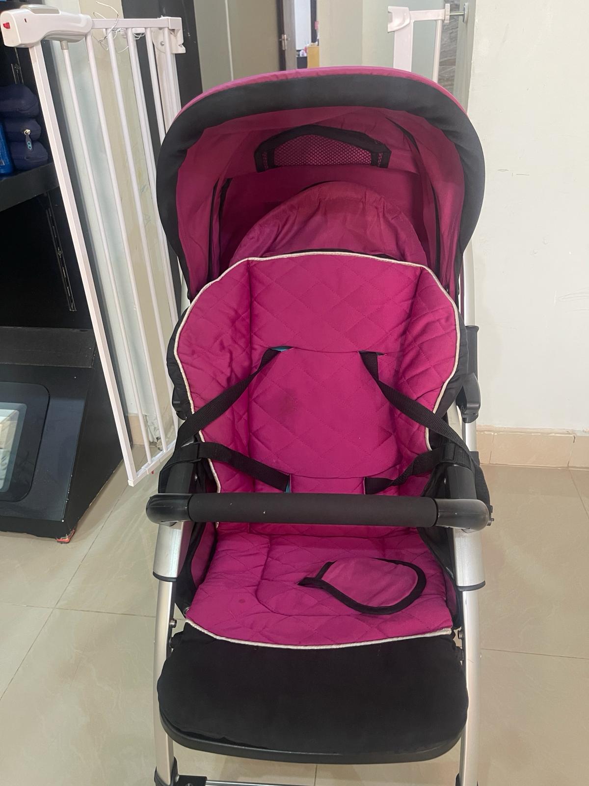 Juniors branded stroller - Image 2