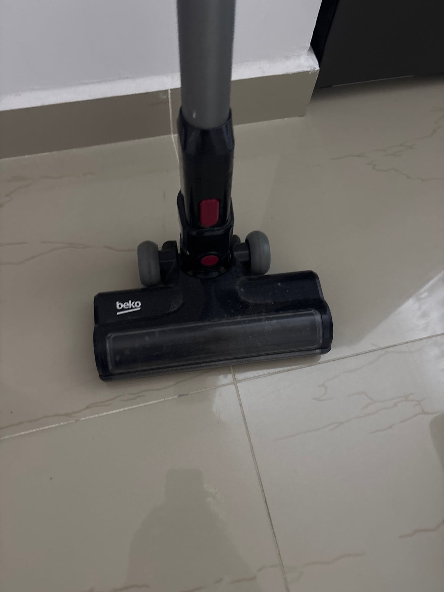 Beko Electronic Vacum Cleaner - Image 3