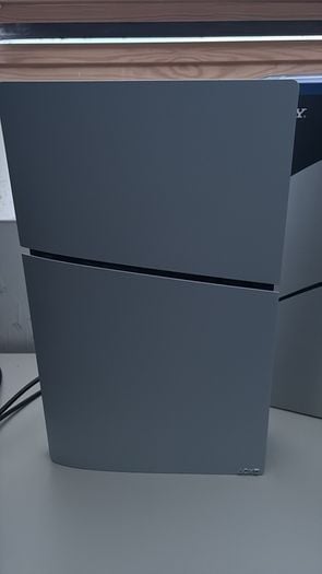 Sony PlayStation 5 Pro - Image 4