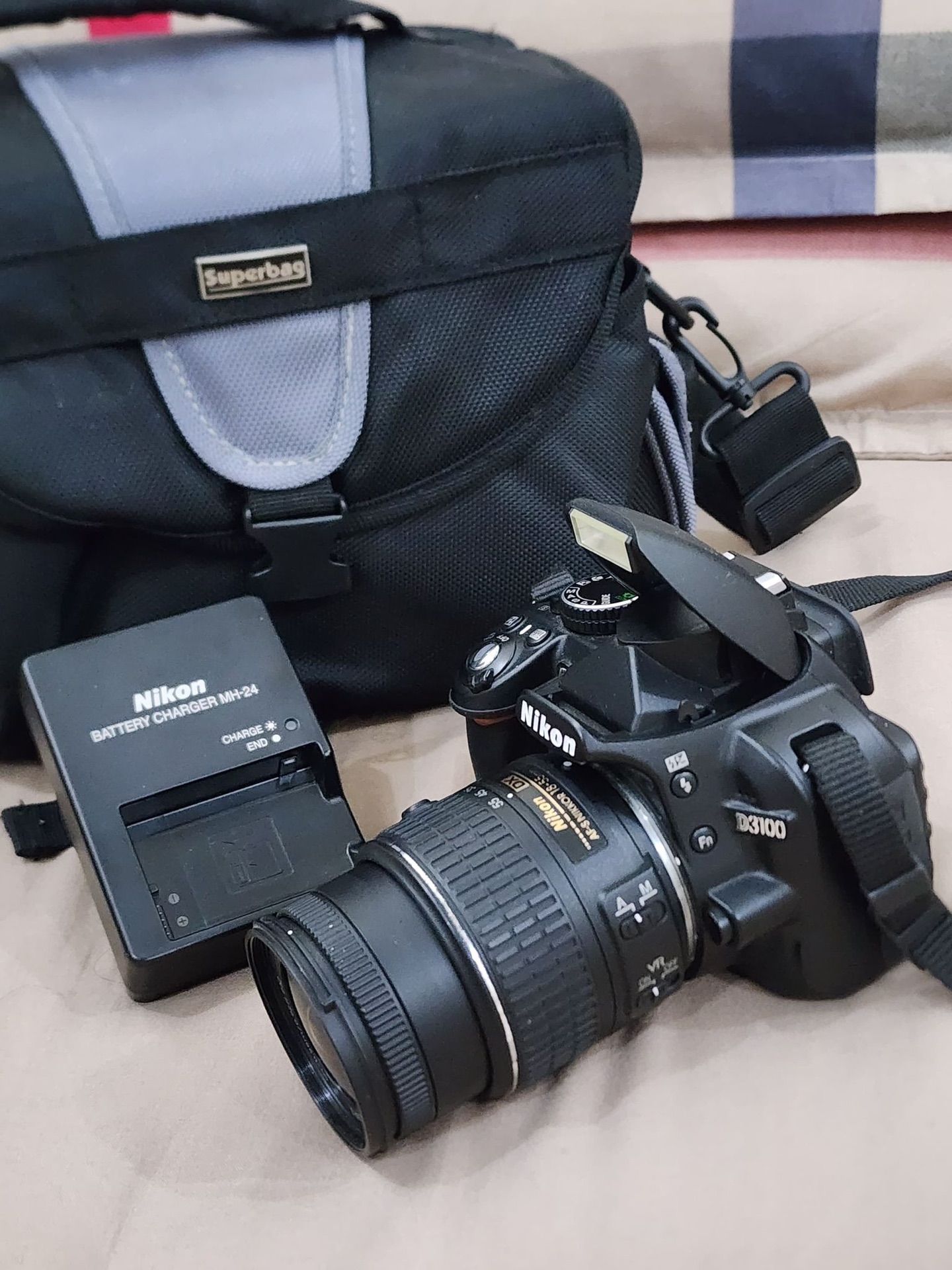Nikon cameras Available  - Image 4