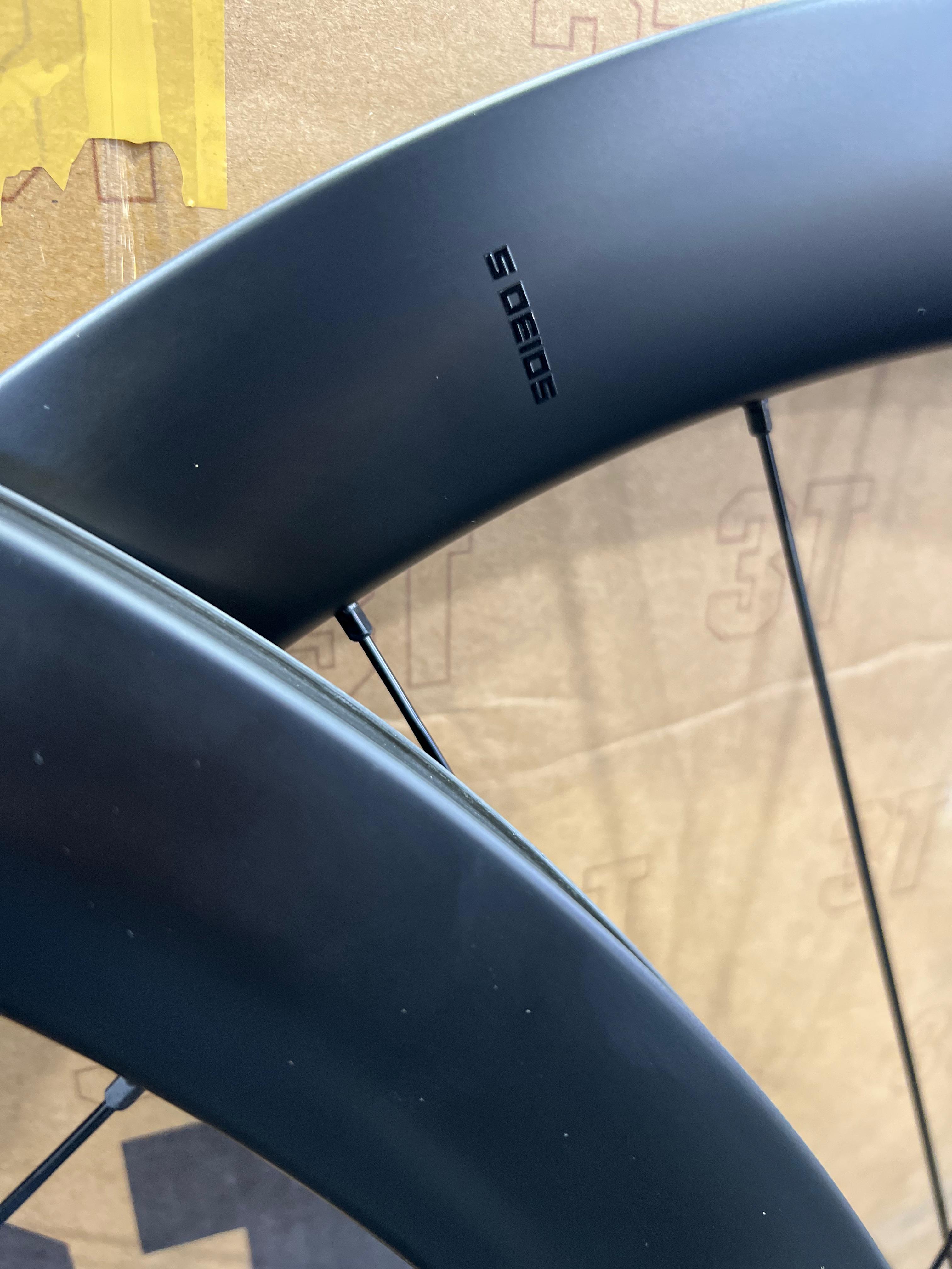 Brand new Carbon wheel for road bike  - Image 3