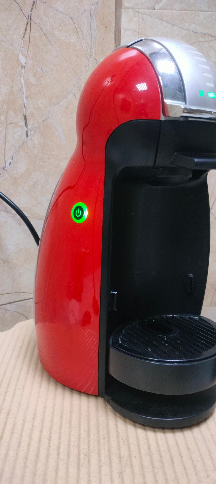 Nescafe dolce gusto coffee mechine  - Image 5