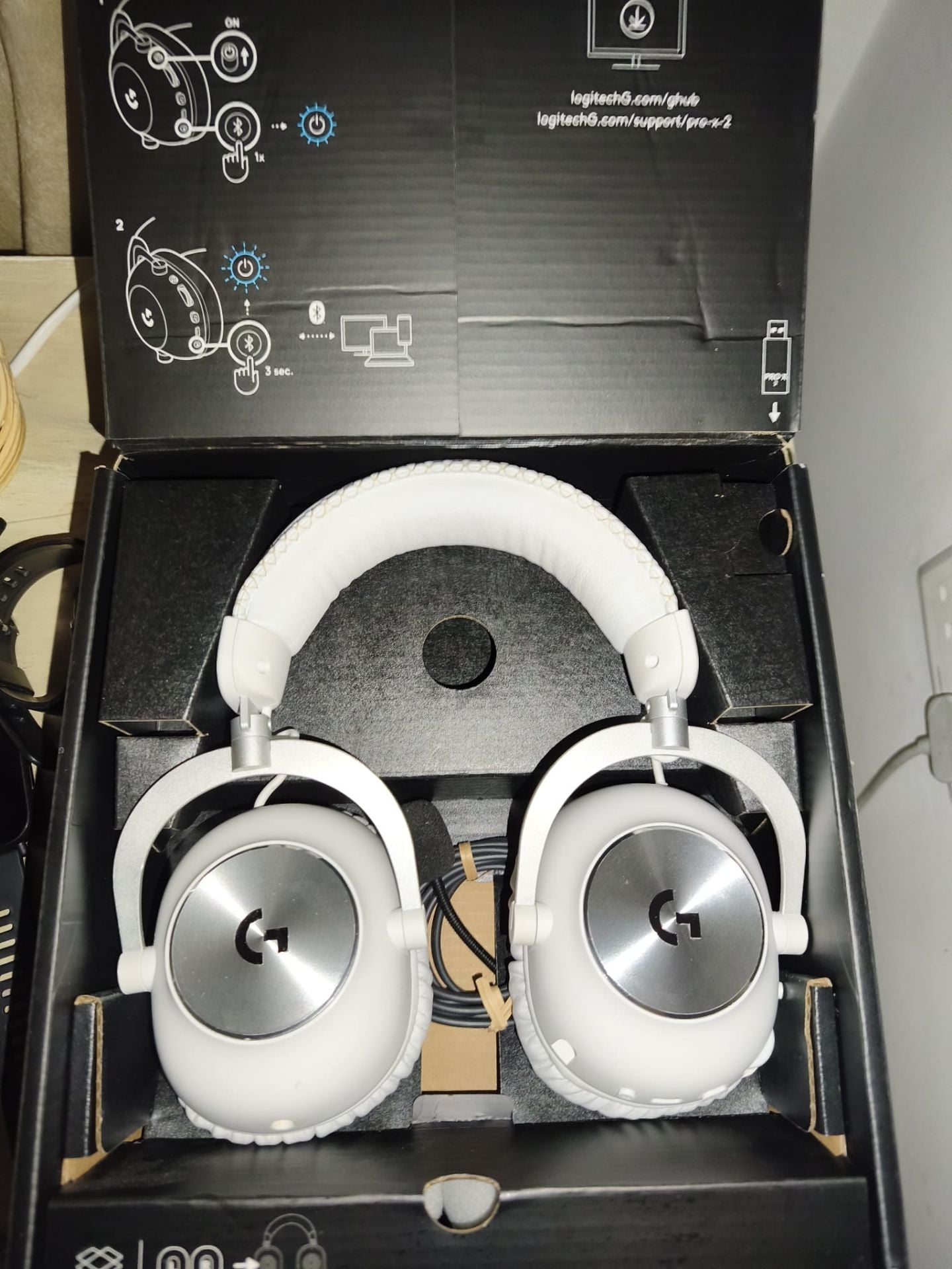 Logitech Pro x 2 Light speed Gaming headset  - Image 4