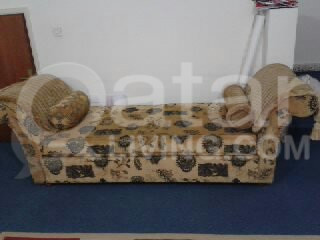 3 seater designer sofa / sofa-cum bed - Image 2