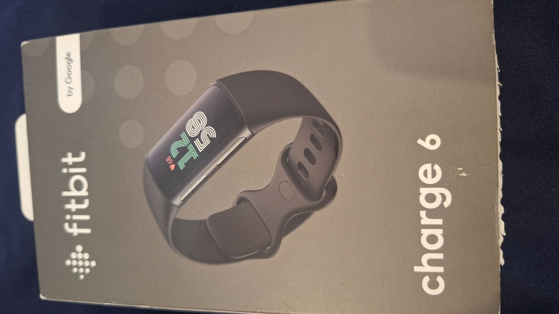 للبيع ساعة فيت بيت Fitbit Charge 6 الأصلية (جديدة بكرتونتها) - إصدار جوجل - Image 3
