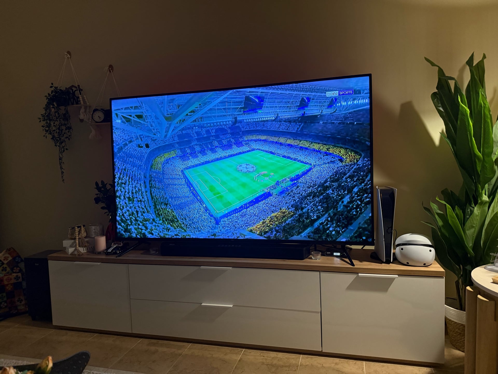 TCL 75" LED Smart TV - Image 4
