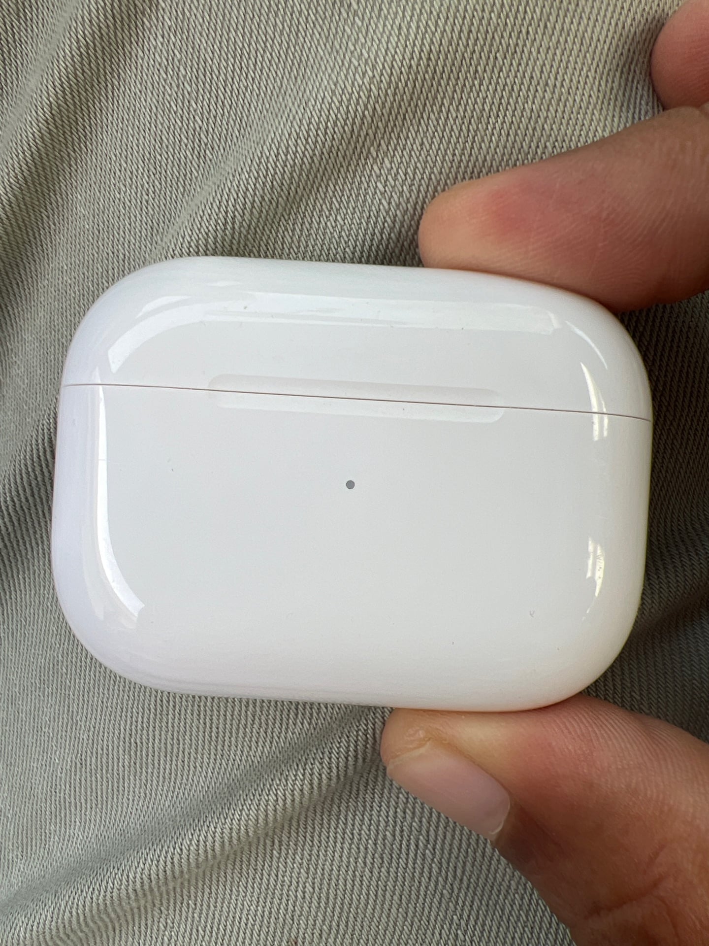 Apple AirPod pro gen 2 - Image 1