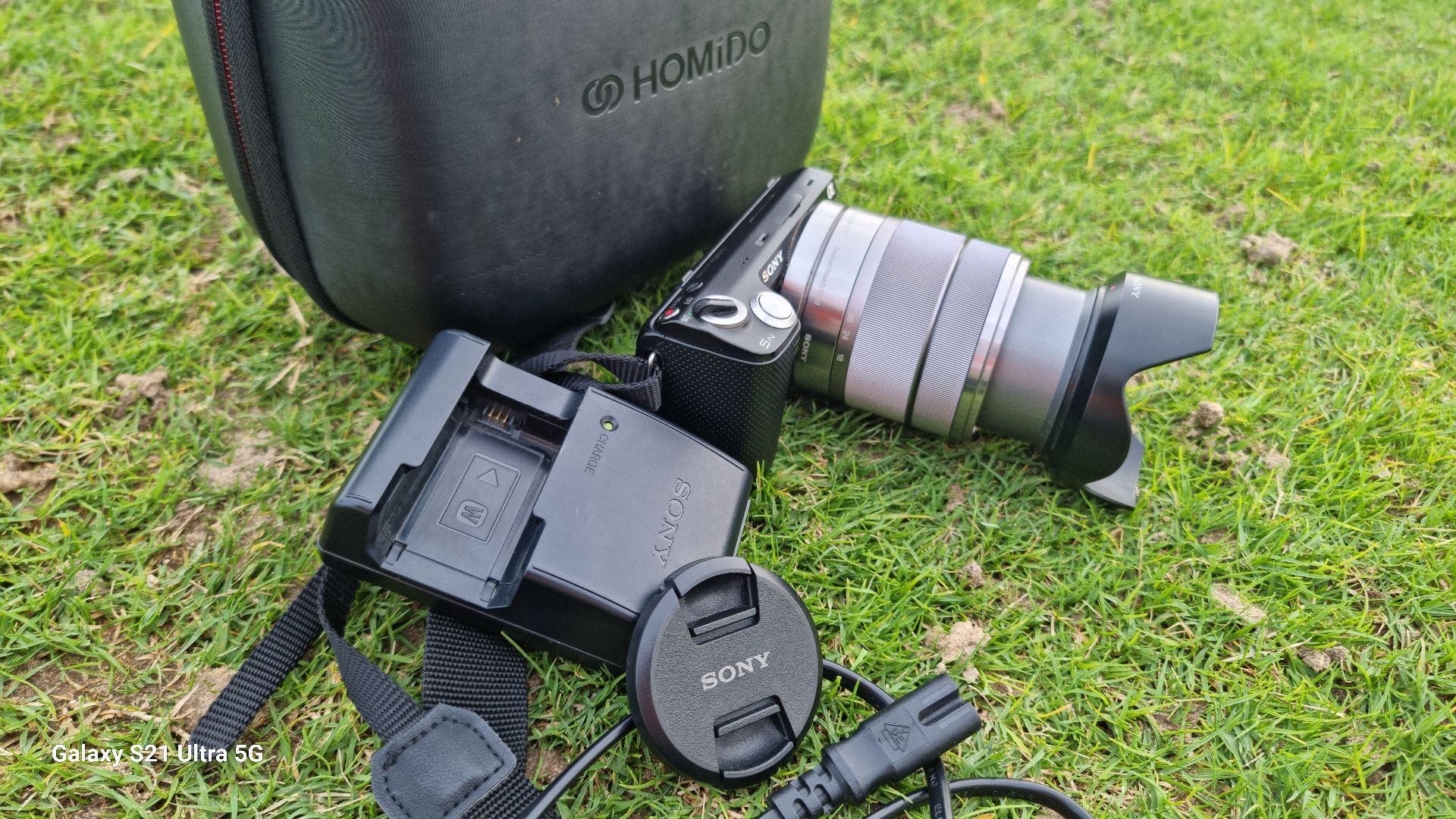 Sony mirrorless camera  - Image 6