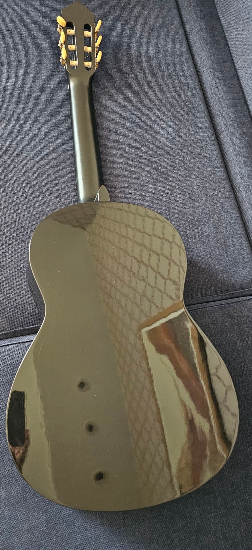 Yamaha classical guitar - Image 3