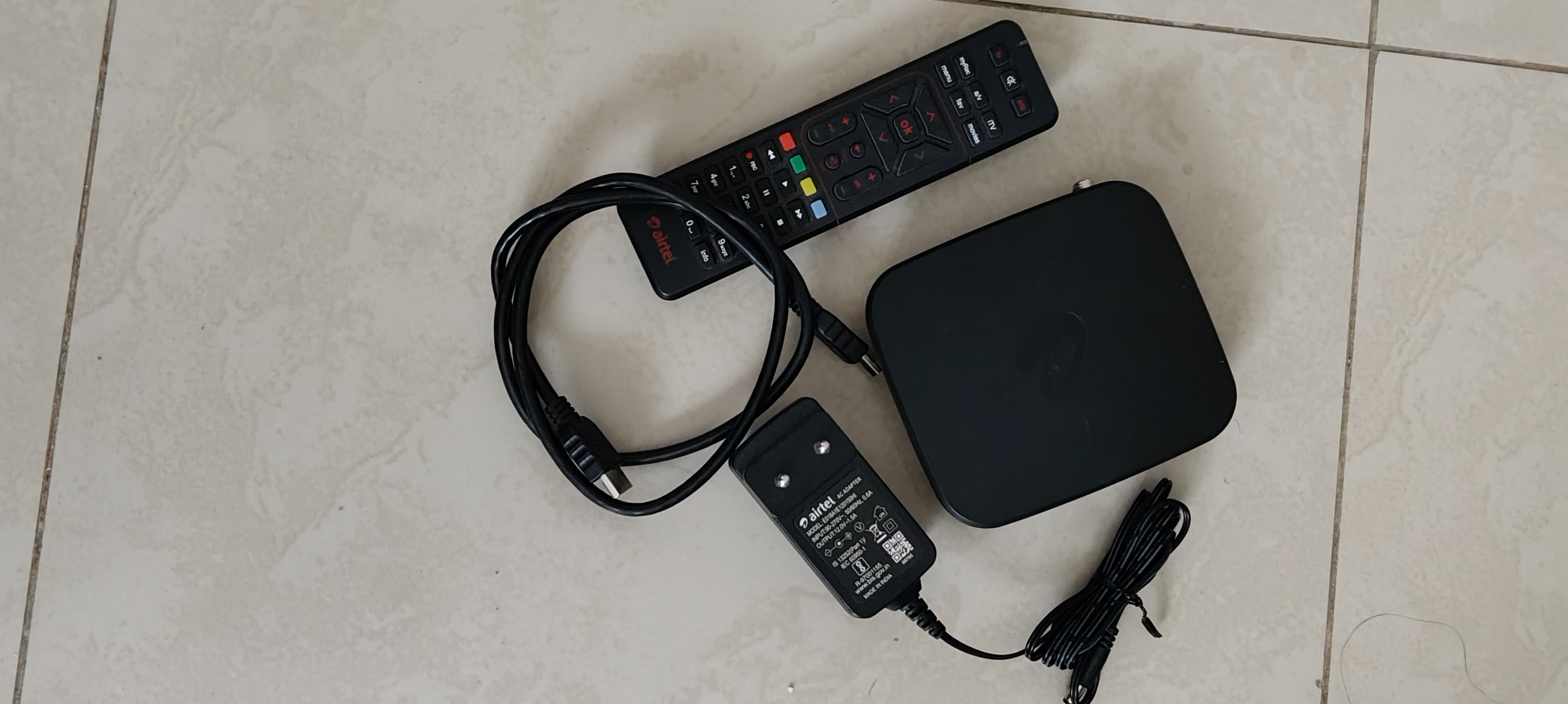 AIRTEL HD RECEIVER with DISH and LMB - Image 1