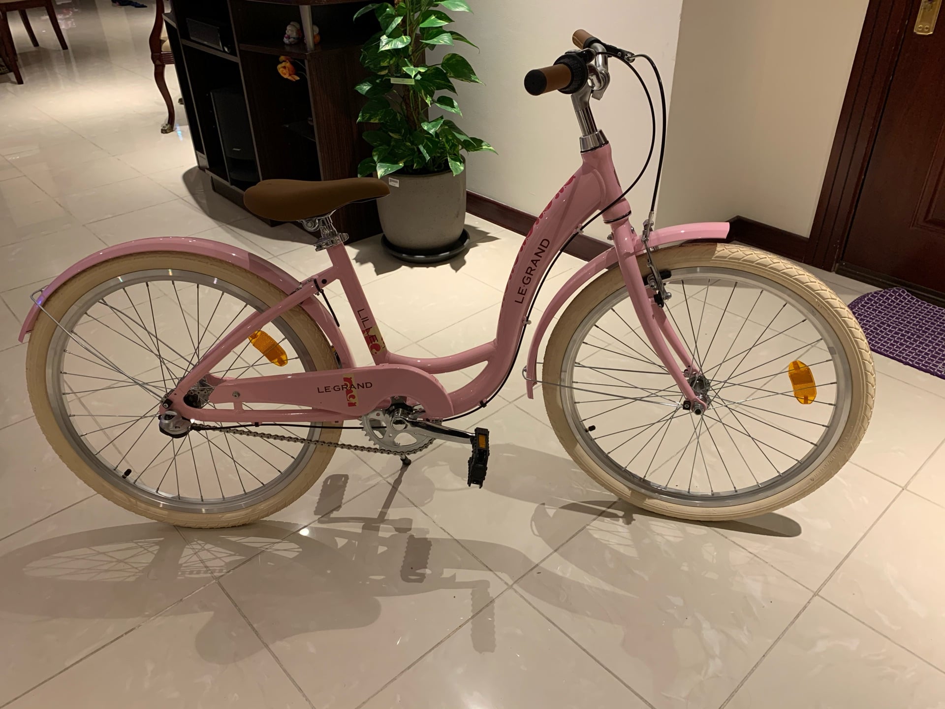 20” girls bicycle  - Image 5