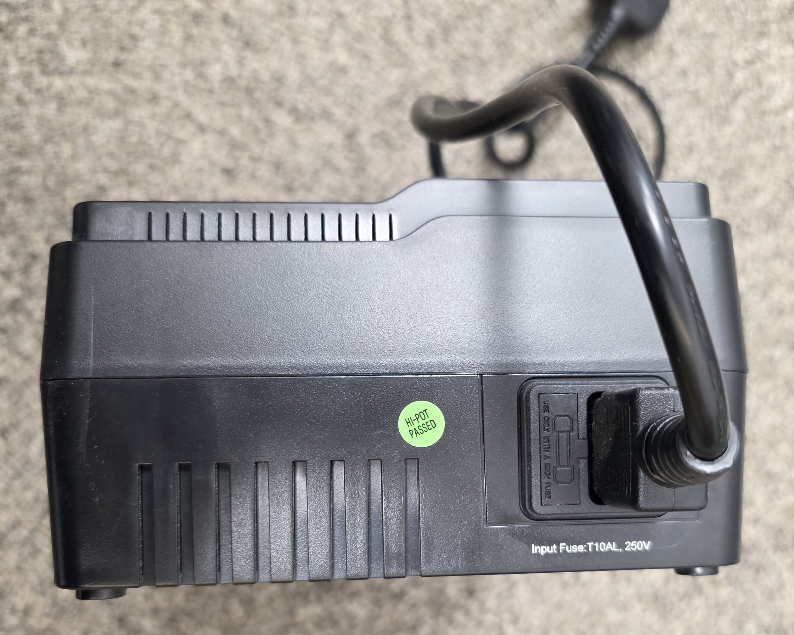 schneider-apc_battery back up and surge protection | BV800I-MSX - Image 4