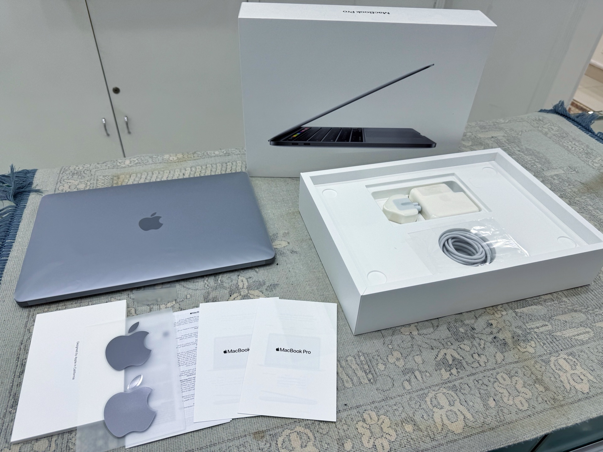 MacBook Pro 13” (2020 Intel i5) - Image 6