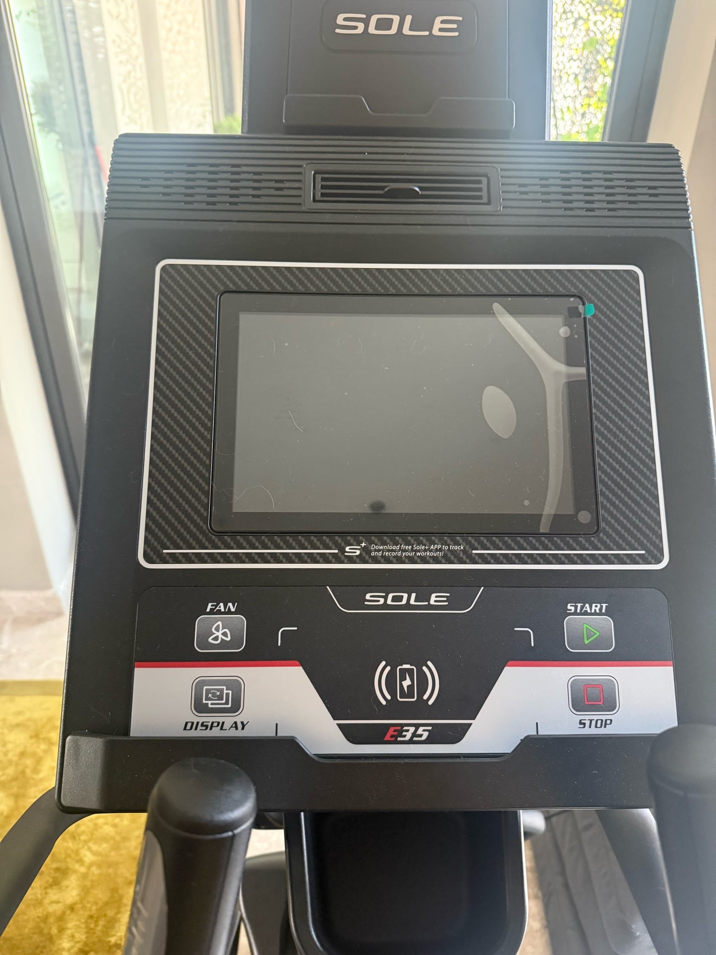💪 Sole Fitness E35 ENT — جهاز إليبتيكال احترافي - Image 4