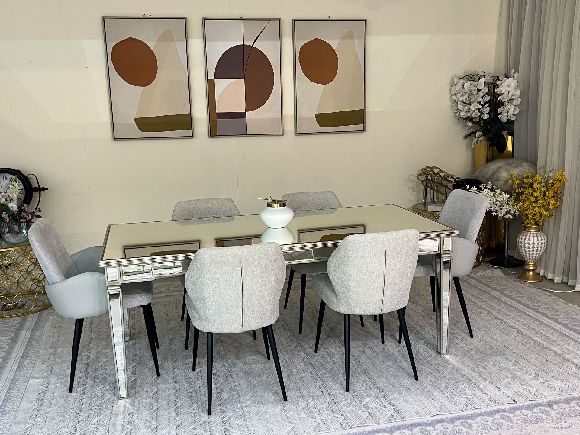 100% BREND NEW HOME CENTER DINING TABLE  URGNT SALE }CALL OR WHAT'S APP >7153245 - Image 9