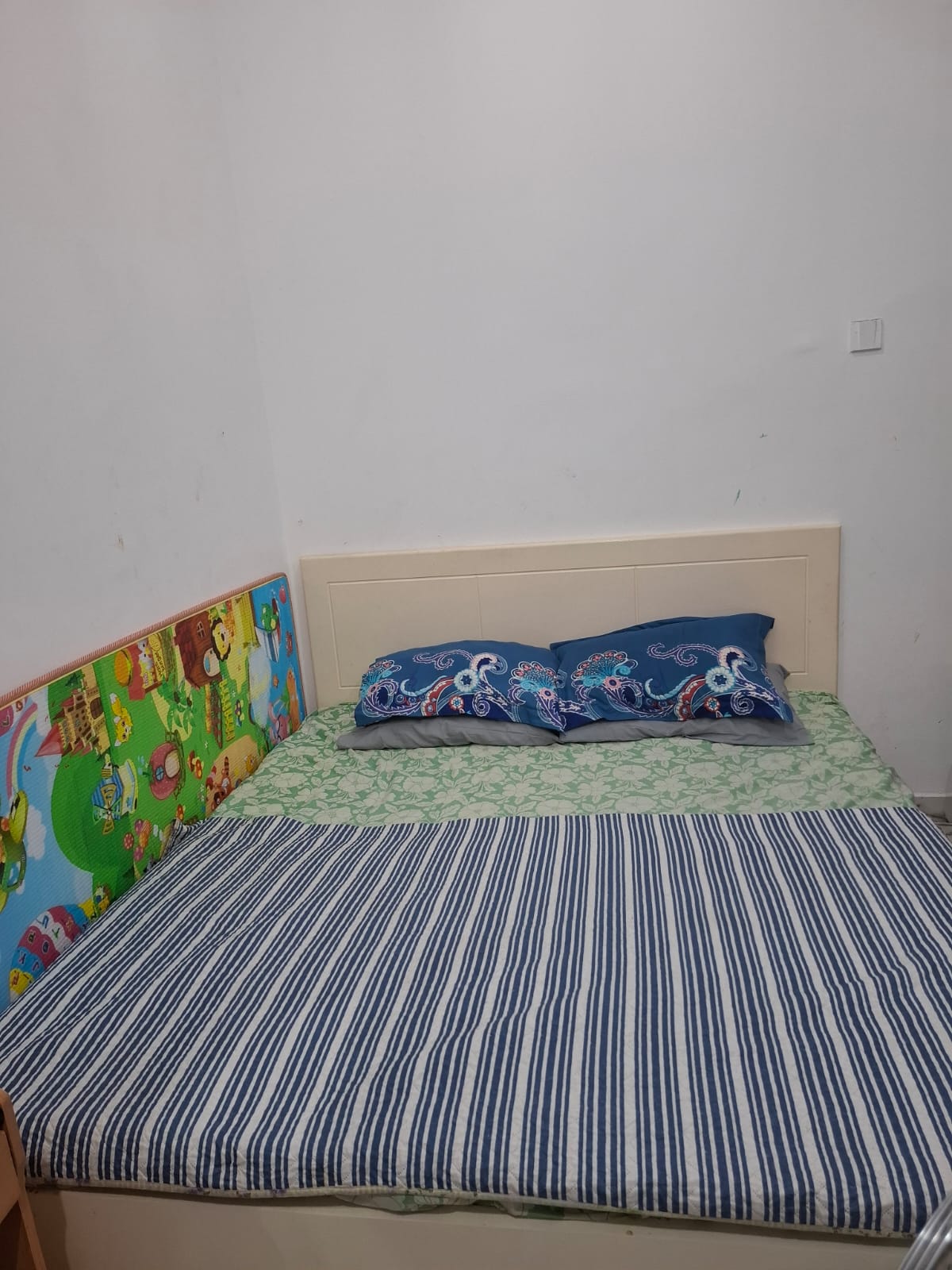 King size bed for sale - Image 4