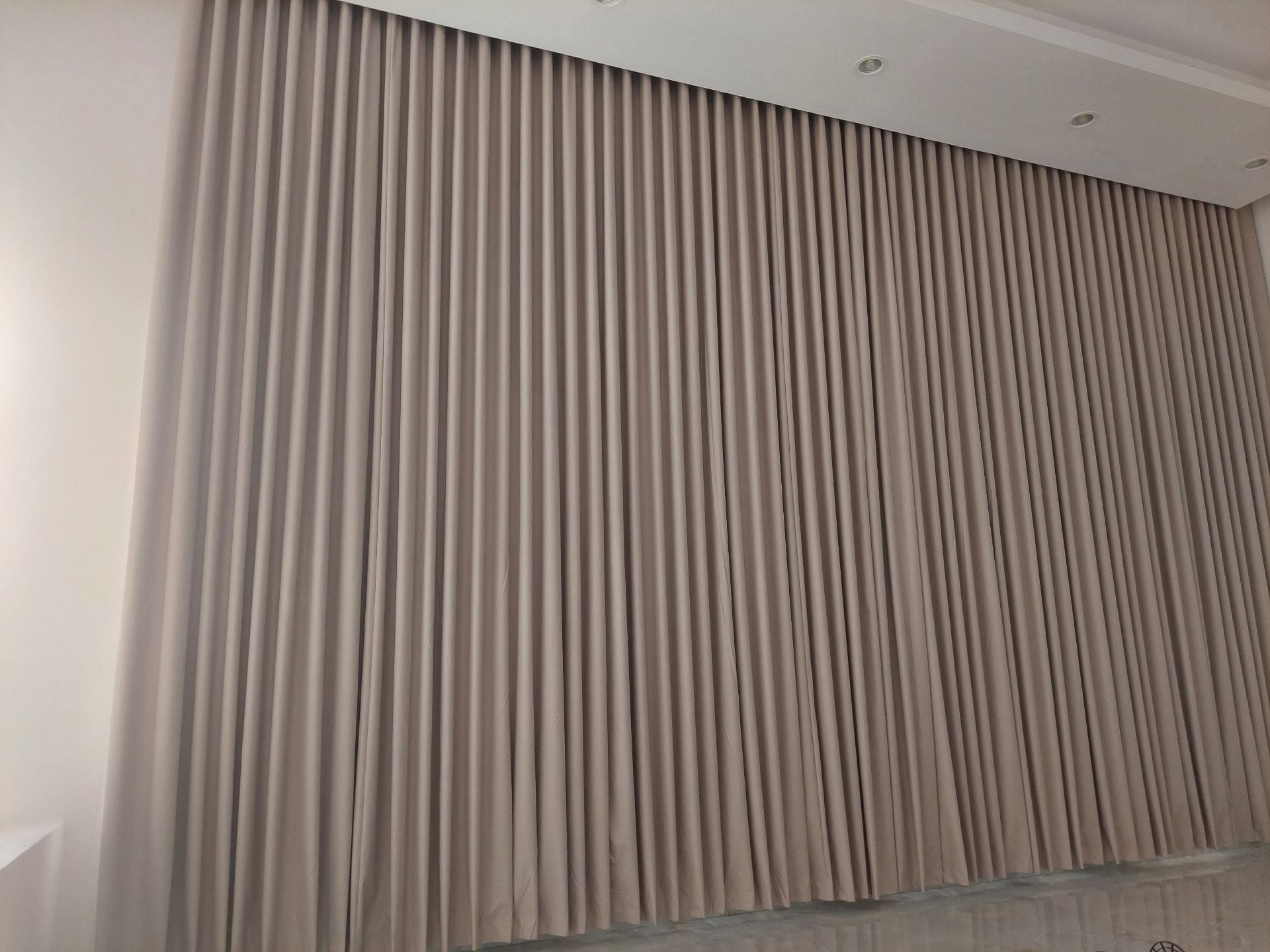 Curtains - Image 10