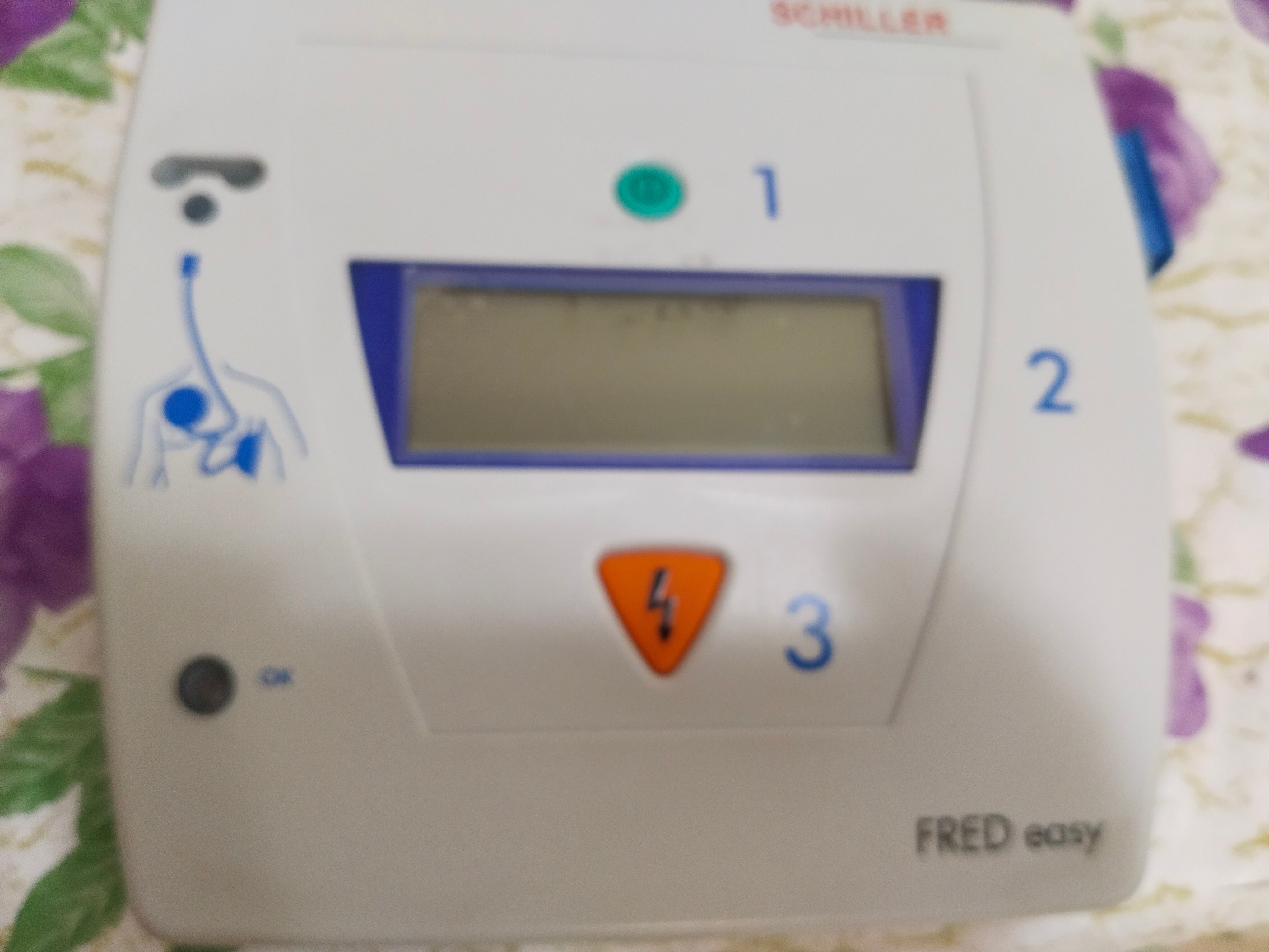 Schiller Fred Easy Defibrillator - Image 2