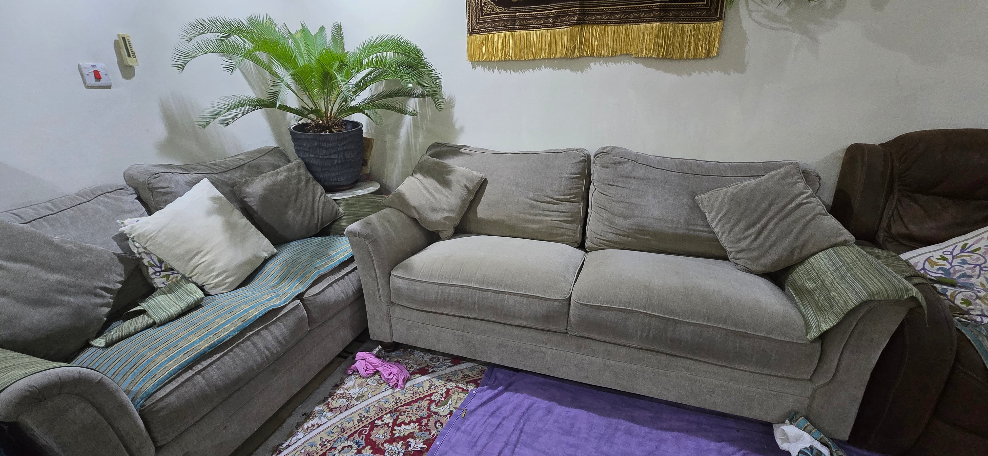 Home centre sofa 3x2 - Image 4