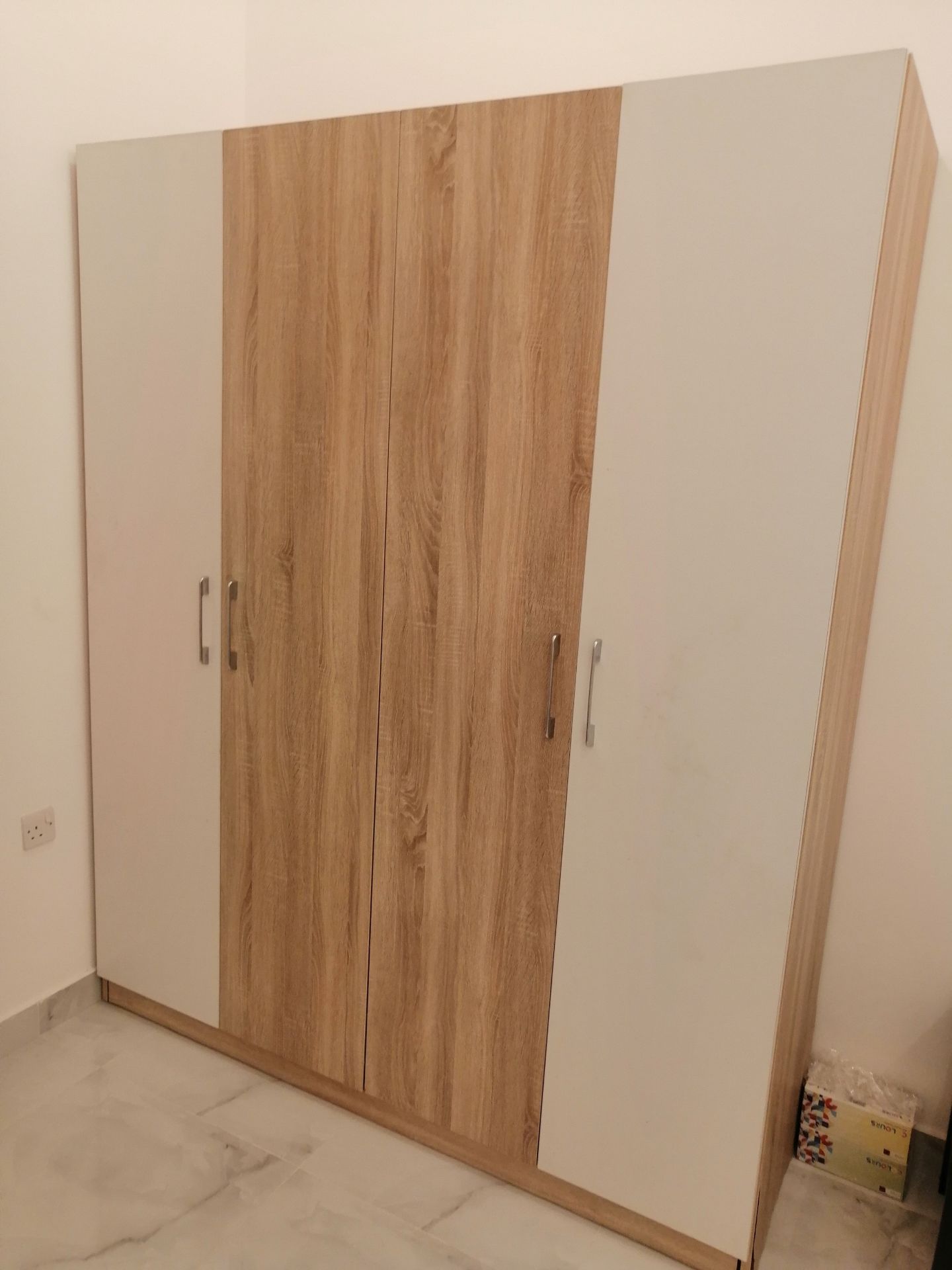 Very good looking 4 door Wardrobe on sale  - Image 3