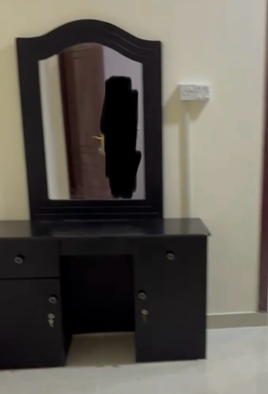 Bedroom set for sale - Image 4