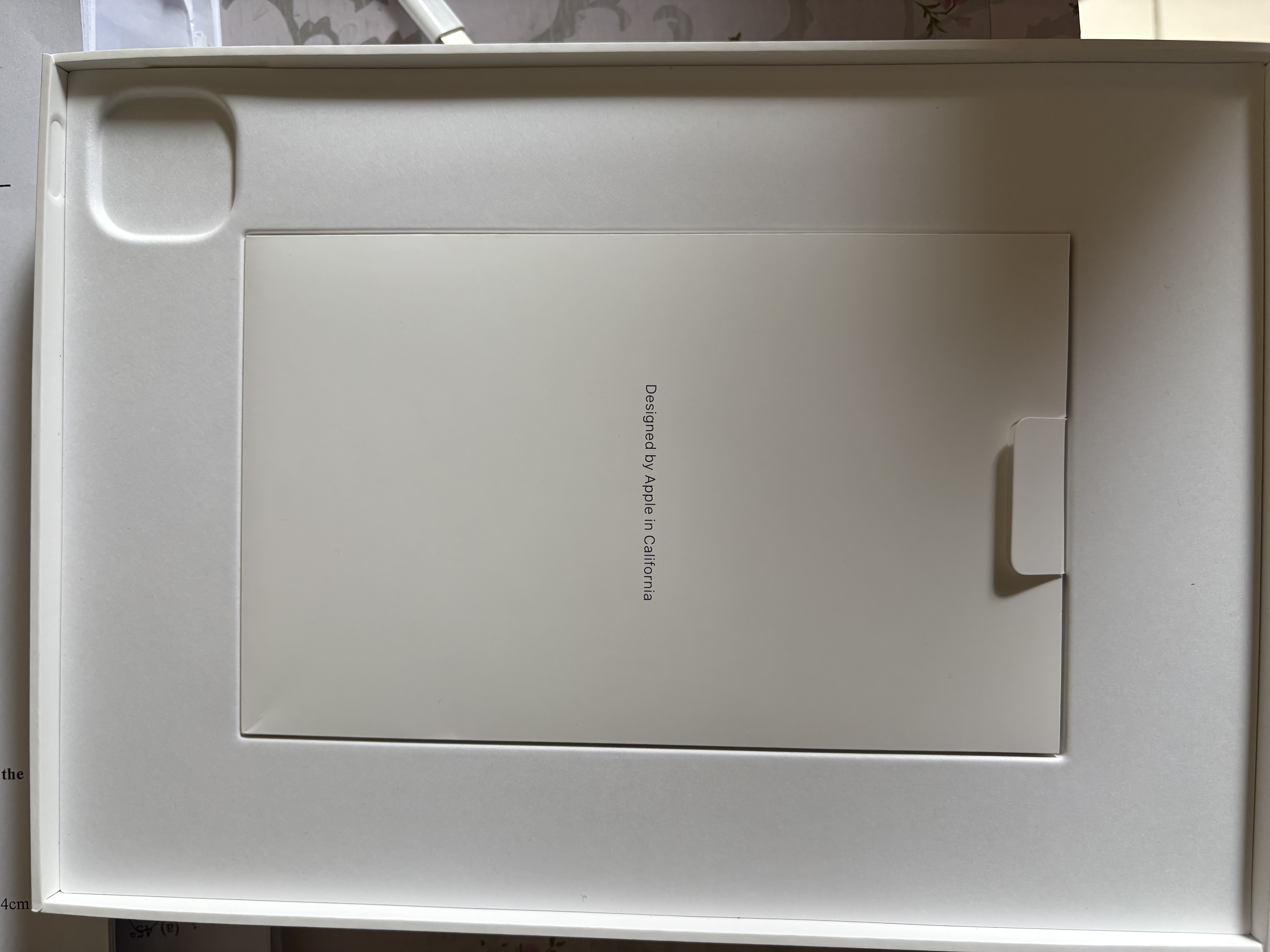Ipad pro box for sale - Image 2